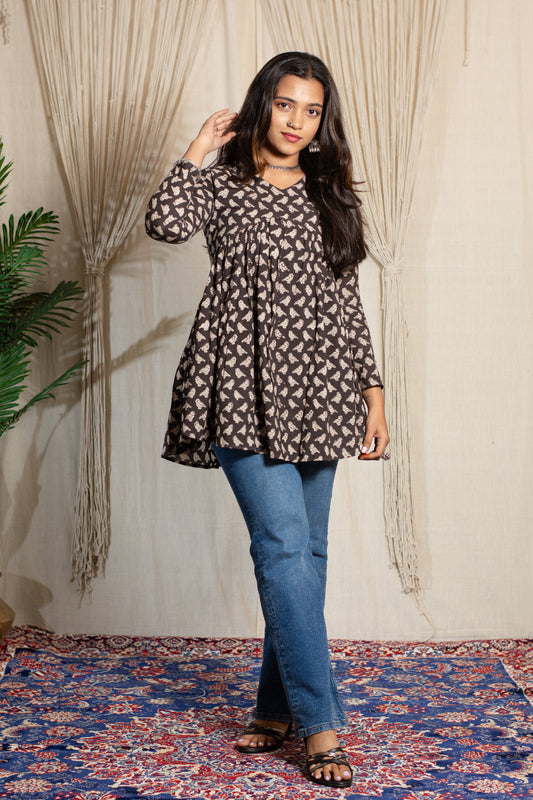 Mithu aliya cut short kurti from popnaari